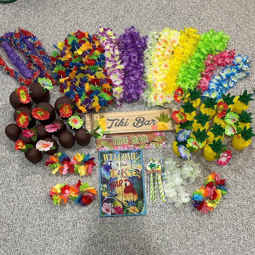 Tropical Tiki Bar Party Set with Multicolor Leis